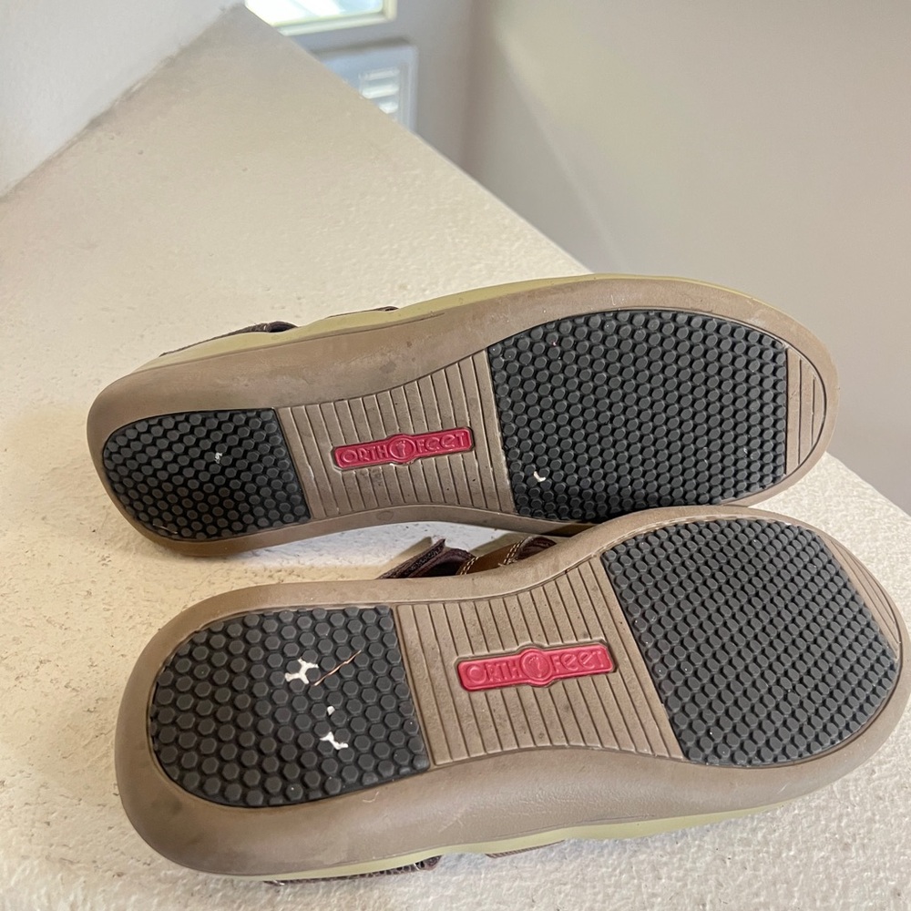 OrthoFeet Clio Sandals Womens Size 9 Wide Brown Straps Slip On Thong Comfort - Picture 12 of 13